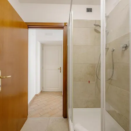 La Cattedrale Pensión 4*